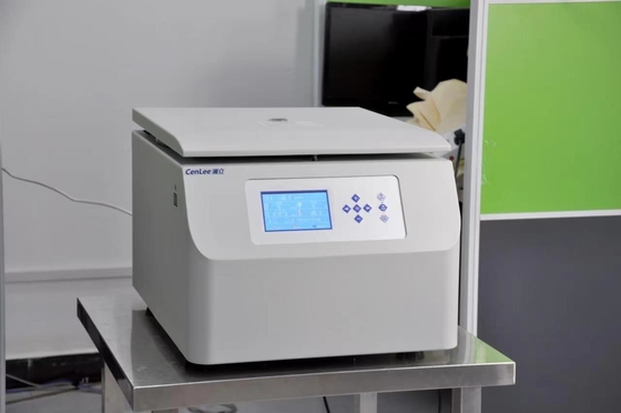 Harga yang bagus 2000ml(4x500ml) Kapasitas besar Lab Centrifuge kecepatan rendah on line